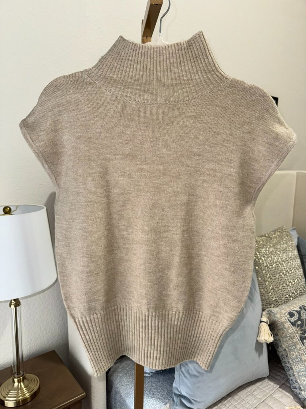 Beige Sleeveless Mock Turtleneck Knit Sweater | Size Medium